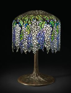 Candeeiro de mesa de glicínia, c.1910 (vidro com chumbo e bronze)