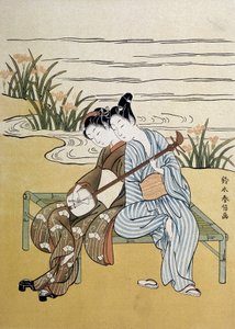 O shamisen: casal tocando shamisen (ou samisen: alaúde de manga comprida com três cordas) - por Harunobou, em "Japan artistique", julho de 1890 de Suzuki Harunobu