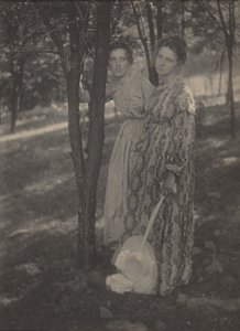 No bosque,c. 1899 (foto) de T. M. Edmiston