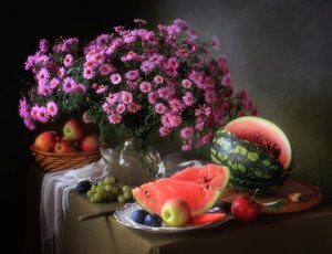 Flores e frutos do áster de Tatyana Skorokhod