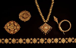 Joalharia, período Ayutthaya (1350-1767), do século XVII ao XVIII (ouro e pedras preciosas)