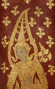 Painel da porta estilo Rattanakosin com imagem de uma divindade, c.1860 (madeira pintada) de Thai School