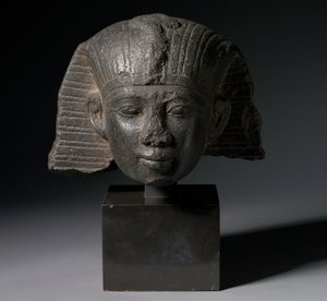 Chefe de um rei, dinastia 21 ou 22, c.1069-715 aC de Third Intermediate Period Egyptian