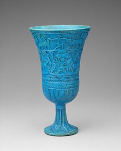 Cálice Lotiforme, c.945–664 aC (faiança)