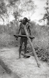 Niam Niam lunático, Mongalla a Terrakekka, Sudão, 1925 1927