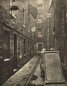 Fechar No. 136 Saltmarket, 1868. de Thomas Annan