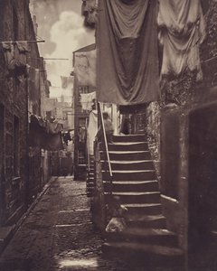 Close, No. 193 High Street. de Thomas Annan