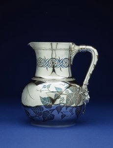 Um jarro de metal misto de Tiffany & Co, Nova York, c.1877 de Tiffany and Company