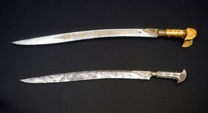 O Yatagan, espada turca que deu a sua forma às baionetas. Século XIX.
