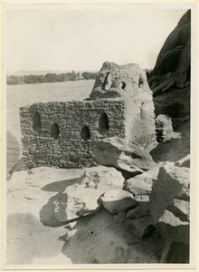 Igreja com cúpula, Qasr Ibrim, Egito, fotografia de Ugo Monneret de Villard de Ugo Monneret de Villard