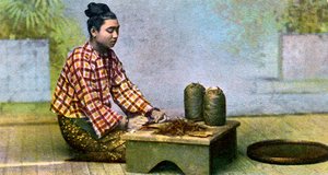 Uma mulher birmanesa fazendo charutos, c1900s de Unbekannt