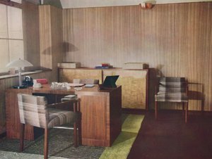 Escritório particular projetado e executado por Gordon Russell Ltd., Broadway Worcs e Londres, 1935 de Unbekannt