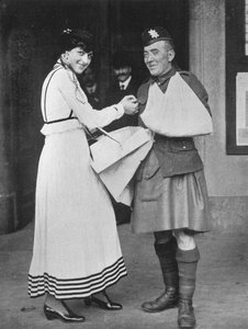 Um incidente do dia da bandeira da caridade de guerra, 1915 de Unbekannt