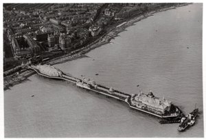 Vista aérea de Eastbourne, Sussex, de um Zeppelin, 1931 1933 de Unbekannt