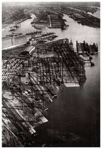 Vista aérea do estaleiro Bremer Vulkan, Bremen, Alemanha, de um Zeppelin, c1931 1933 de Unbekannt