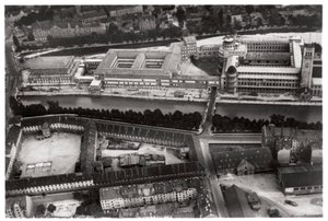 Vista aérea do Museu Deutsches, Munique, Alemanha, de um Zeppelin, c1931 1933 de Unbekannt