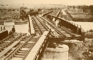 Uma ponte oscilante eletricamente operada, em Beccles, perto de Yarmouth London e North Eastern Railway de Unbekannt