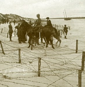 Chegando em La Panne, Flandres, Bélgica, c1914-c1918 de Unbekannt
