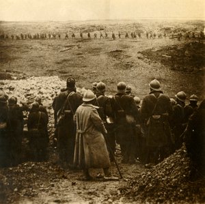 Ataque em Douaumont, norte da França, dezembro de 1916 de Unbekannt