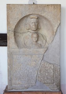 Aurelius Apius, estela de Unbekannt