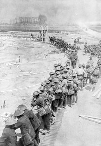 Tropas australianas no dia anterior à Batalha de Messines, Bélgica, 6 de junho de 1917 de Unbekannt