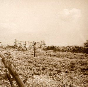 Entre as linhas, Verdun, norte da França, c1914-c1918 de Unbekannt