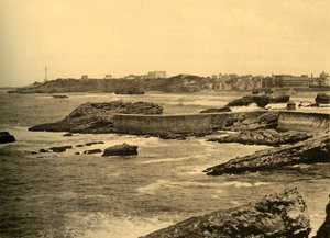 Biarritz - La Digue de la Cafetiere, c1930. de Unbekannt