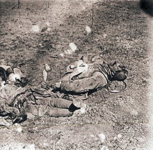 Corpos de soldados mortos, c1914-c1918 de Unbekannt