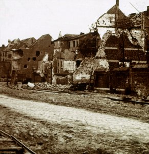 Edifícios bombardeados, Nieuwpoort, Flandres, Bélgica, c1914-c1918 de Unbekannt