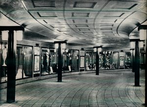 Área de circulação da Estação Piccadilly Circus, 1929 de Unbekannt