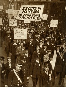 Funcionários públicos protestando contra cortes salariais, Londres, outubro de 1931, 1935. de Unbekannt