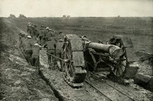 Arrastando as armas para novas posições avançadas, 1919. de Unbekannt