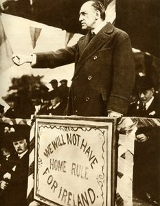 Edward Carson fazendo um discurso, 1912, 1935. de Unbekannt