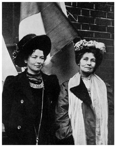 Emmeline Pankhurst, sufragista britânica e sua filha Christabel, início do século XX 1956 de Unbekannt