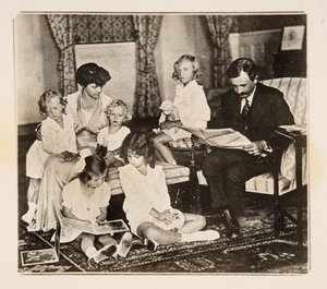 Imperador Carlos I e sua família no exílio, década de 1920. de Unbekannt