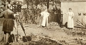 Eugene Lauste gravando a primeira imagem em movimento e som combinados, c1905, 1935. de Unbekannt
