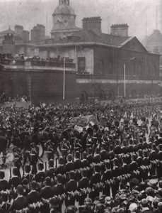 Procissão fúnebre do rei Eduardo VII, Whitehall, Londres, 20 de maio de 1910. de Unbekannt