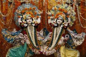 Gaura Nitai murthis no templo Krishna-Balaram, Vrindavan. Índia de Unbekannt