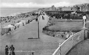 Turistas em West Parade, Bexhill-on-Sea, East Sussex, c1900s-c1920s de Unbekannt