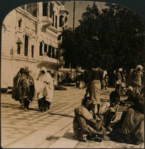 No pátio do Templo Dourado. Amritsar, Índia, 1907 de Unbekannt