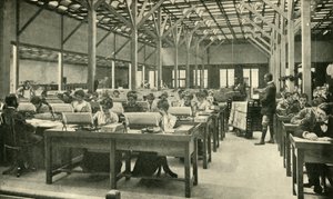 Senhora Clerks Tabulating os retornos americanos do recenseamento, 1901. de Unbekannt