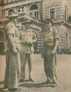 Os líderes da Campanha da Birmânia se reuniram em Rangoon após a queda da cidade em 3 de maio de 1945, 1945 de Unbekannt