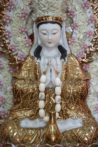 Leong San Buddhist Templo. Estátua de Guan Yin Bodhisattva. Singapura de Unbekannt