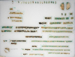 Contas soltas e dois terminais, 1980-1801 aC. de Unbekannt