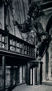 Magog Corineus, um dos dois gigantes da cidade queimados no incêndio do London Guildhall, 1940 de Unbekannt