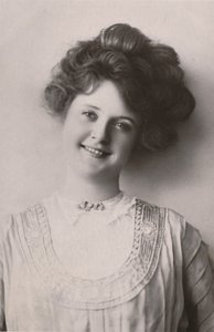 Billie Burke, 1884-1970, c1930. de Unbekannt