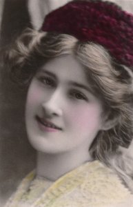 Phyllis Dare, 1890-1975, c1930. de Unbekannt