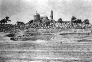 Mesquita e cemitério perto de Bagdá, 1918 de Unbekannt