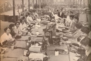 Assistentes ágeis nos correios militares de Londres, que lidavam com a enorme quantidade de correspondência de Unbekannt