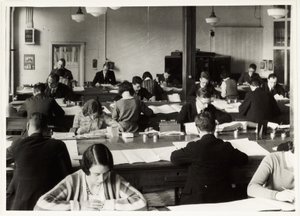 Trabalhadores de escritório, c 1930 de Unbekannt